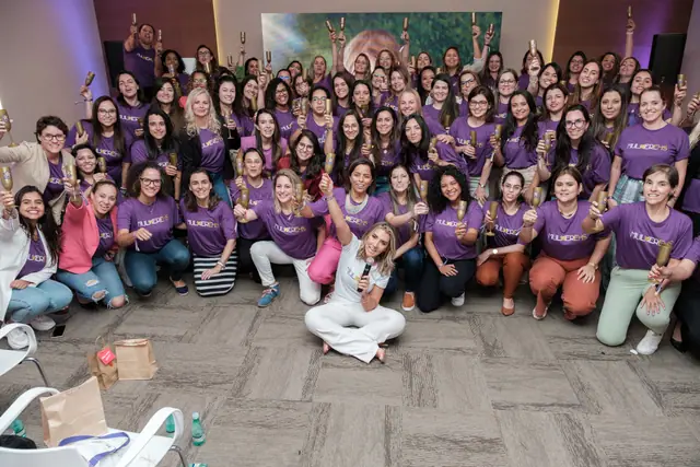 Participantes da 1ª edição do MulherEHS reunidas para a foto oficial
